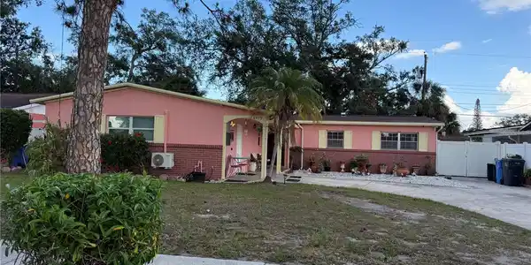 6019 ROSEWOOD DRIVE