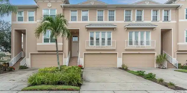 7276 ISLAMORADA CIRCLE
