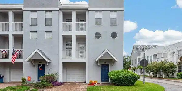 4546 BAY SPRING COURT
