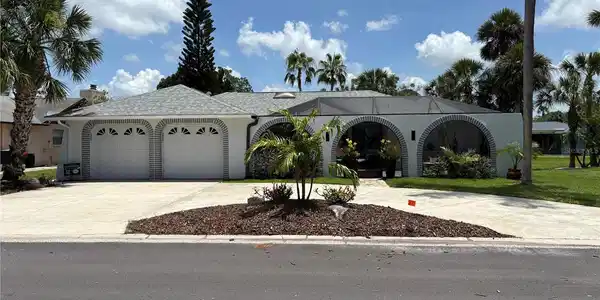 5514 GRIDLEY LANE