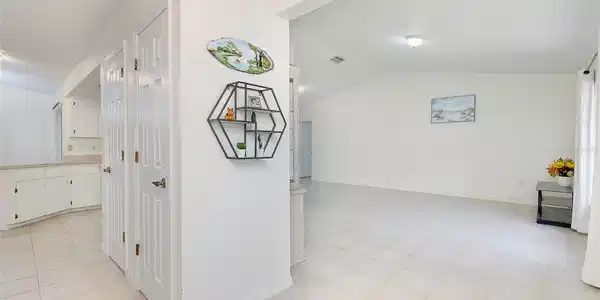 Image 4 Image 4