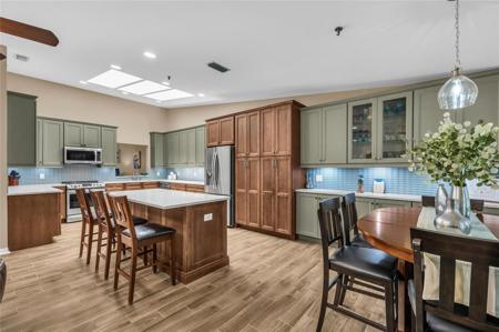 2350 HARBOUR OAKS DRIVE