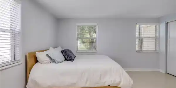 Image 4 Image 4