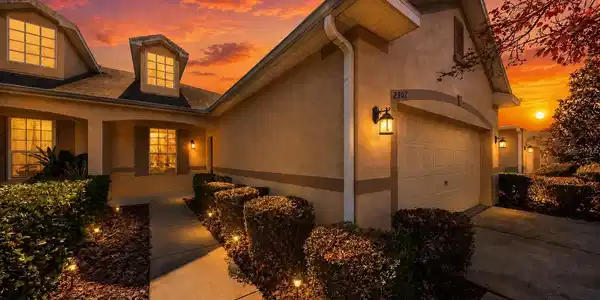 2302 BARRACUDA COURT