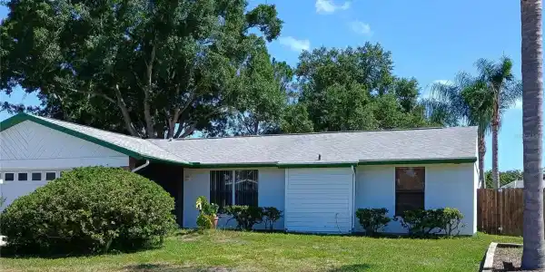602 BAY LAKE TRAIL