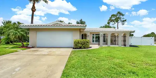 14560 PASSAGE WAY