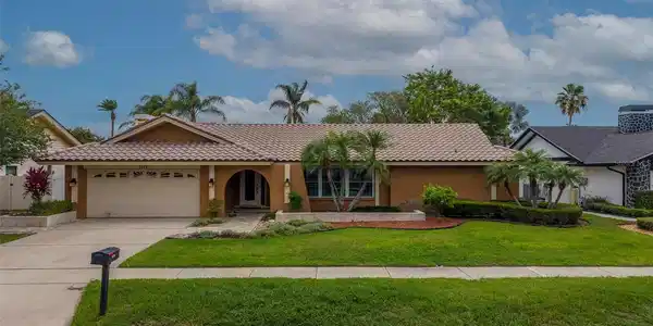 4119 CROSSWATER DRIVE