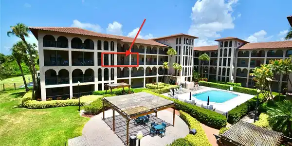 6150 GULFPORT BOULEVARD S