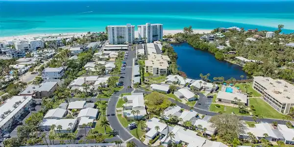 119 WHISPERING SANDS CIRCLE