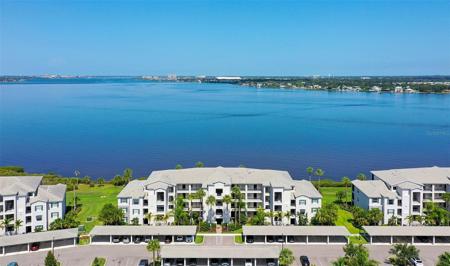 910 TIDEWATER SHORES LOOP