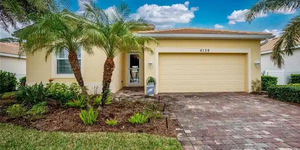 6139 GRAND CYPRESS BOULEVARD