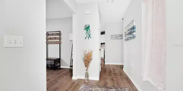 Image 4 Image 4
