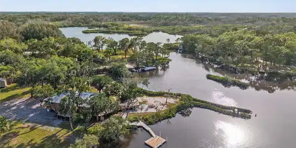 1326 S ESTUARY