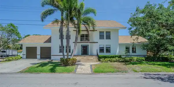 2114 S VENUS STREET
