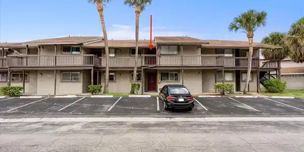 6332 NEWTOWN CIRCLE