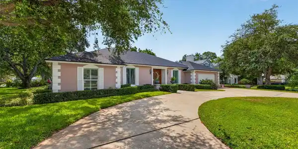 461 PONCE DE LEON BOULEVARD