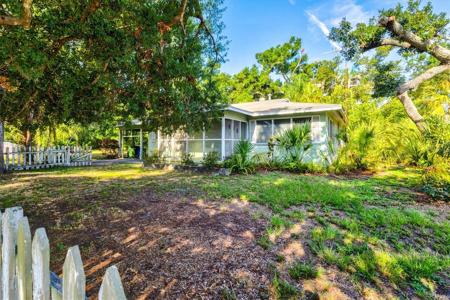 1208 28TH STREET W