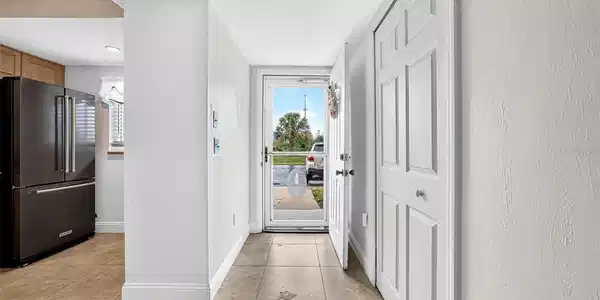 Image 4 Image 4