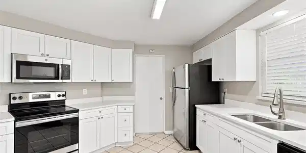 Image 4 Image 4