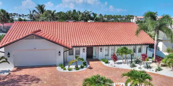 429 DARLING DRIVE