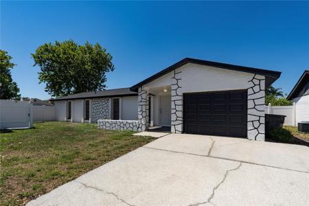 9501 CAMDEN HILL COURT