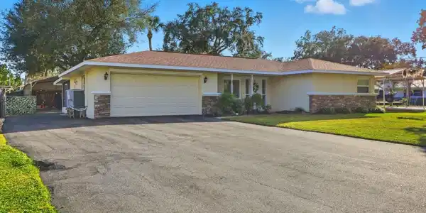 1840 NW 18TH STREET