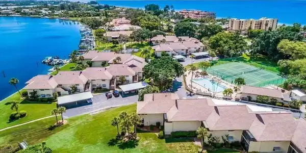 4234 GULF OF MEXICO DRIVE