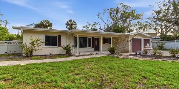 617 CALLE DE PERU