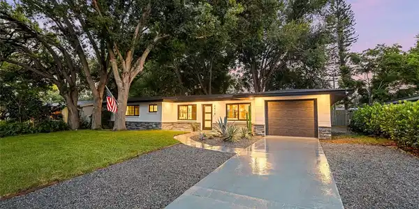 2410 VALENCIA DRIVE