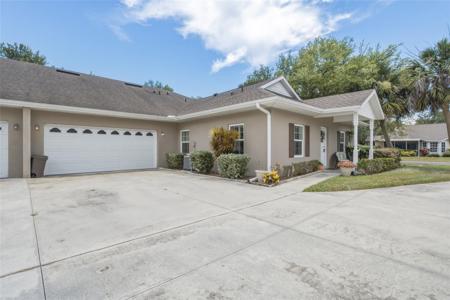 1537 RED OAK LANE