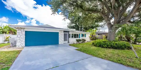 559 MOUNT VERNON DRIVE
