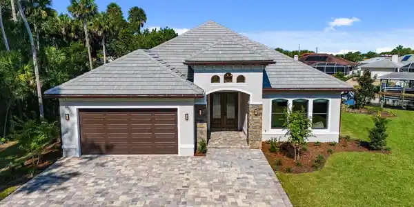 46 RIVERVIEW BEND N