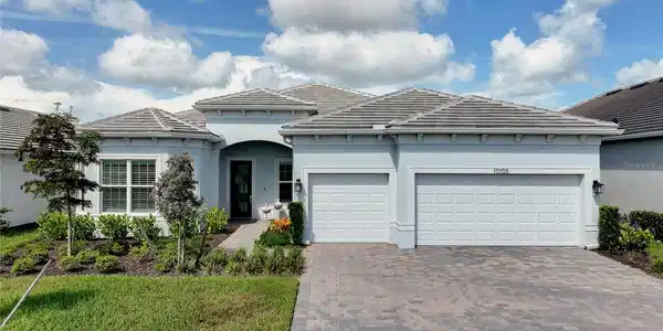 10105 BEACHWALK DRIVE