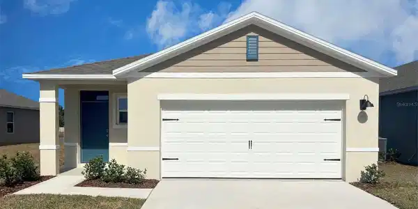 1039 COMMONS WAY
