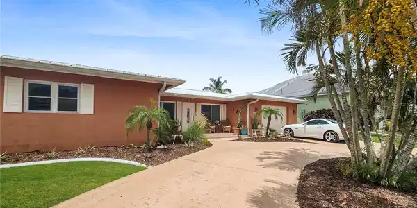 270 BELAIRE COURT