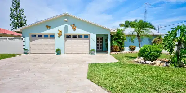 4266 DELEON DRIVE