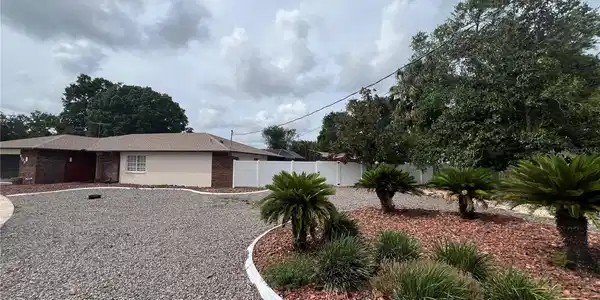 8123 RIVER COUNTRY DRIVE