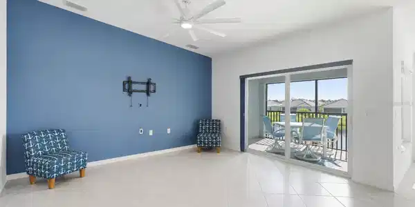 Image 4 Image 4