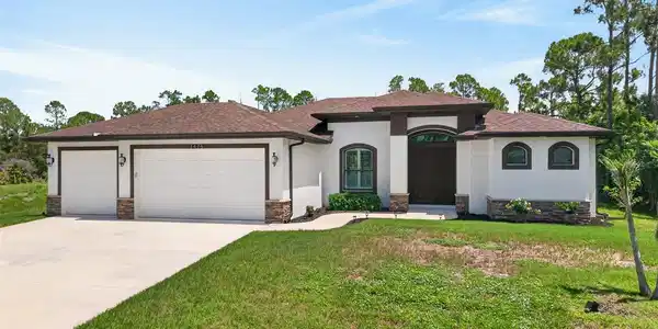 3478 WENONA DRIVE
