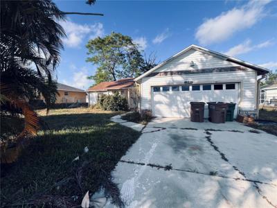 2247 SW 4TH STREET