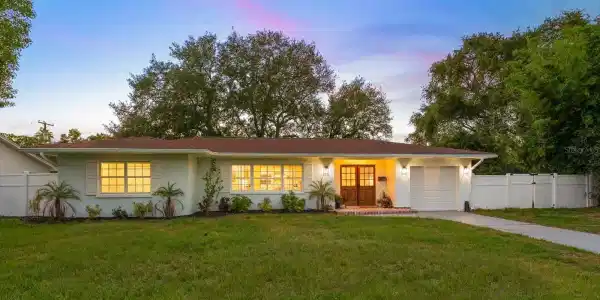 1736 GOLF VIEW DRIVE