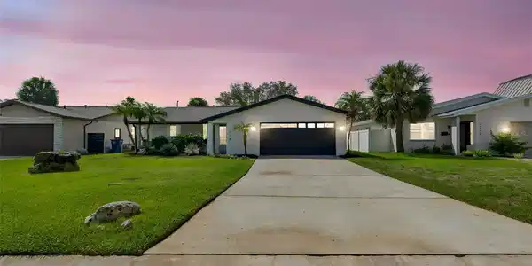 2058 BAYOU GRANDE BOULEVARD NE