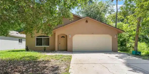 623 PARQUE DRIVE