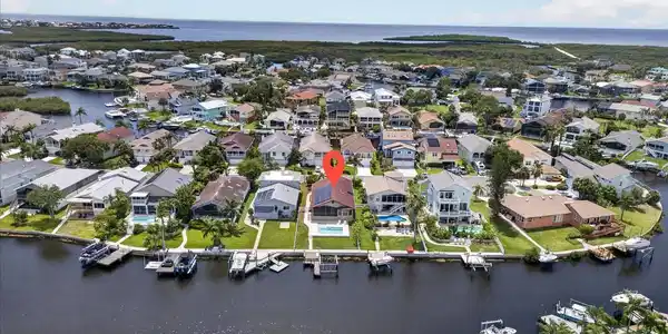6236 BAYSIDE DRIVE