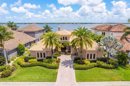 4015 HAWK ISLAND DRIVE