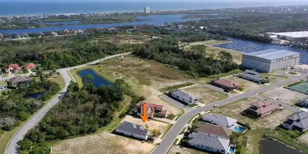10 RIO VISTA DRIVE