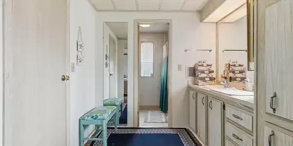 Image 4 Image 4