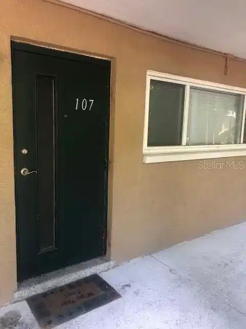 Image 1 Image 1