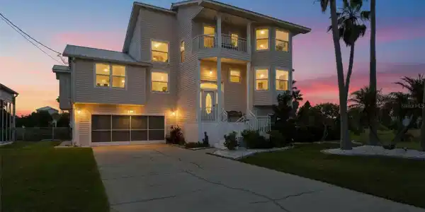 3342 TURKS CAP DRIVE