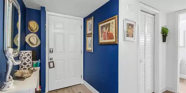 Image 4 Image 4
